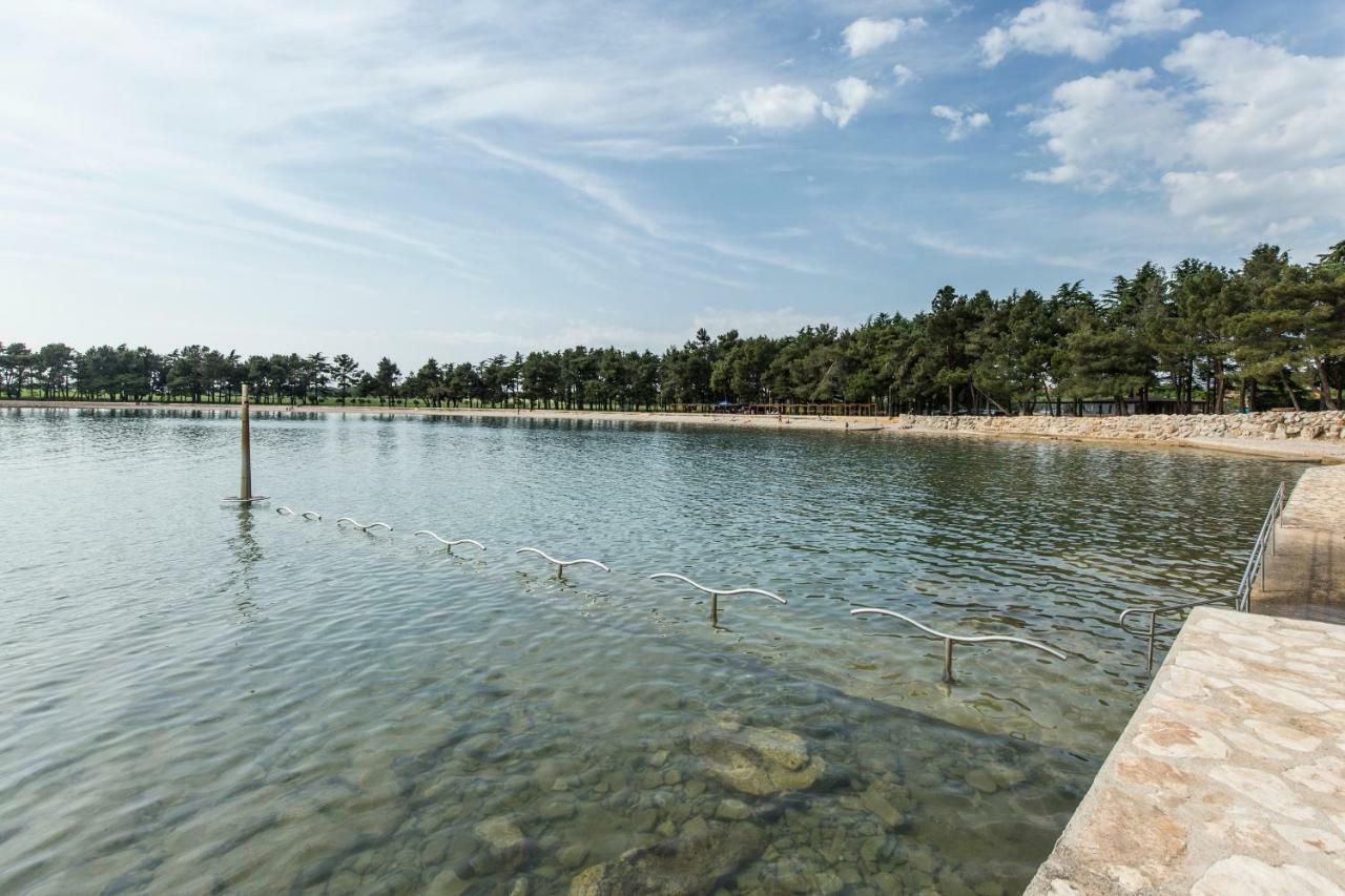 Casa Flora 3-Minutes' Walk From The Beach Novigrad  Exterior photo