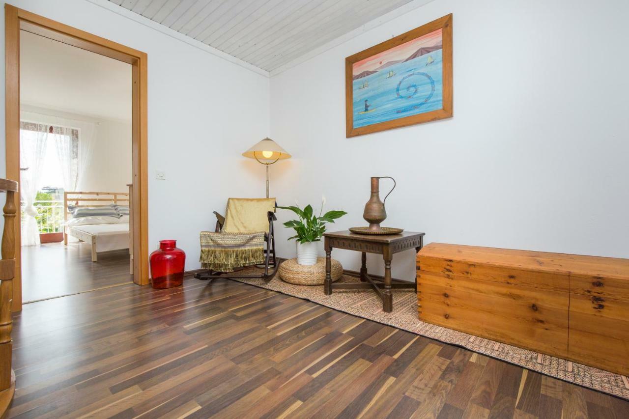 Casa Flora 3-Minutes' Walk From The Beach Novigrad  Exterior photo